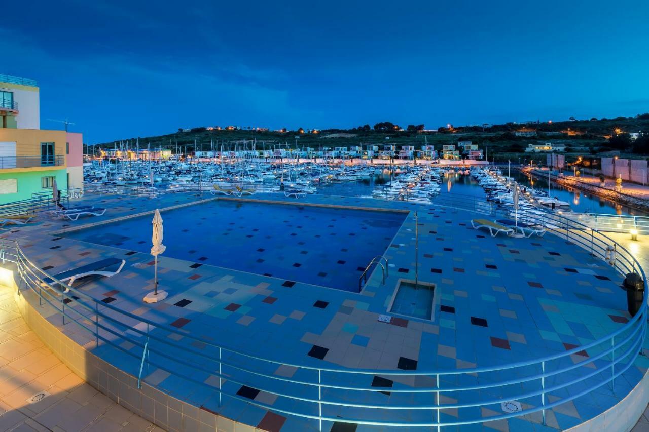 Marina View Apartment Albufeira Extérieur photo